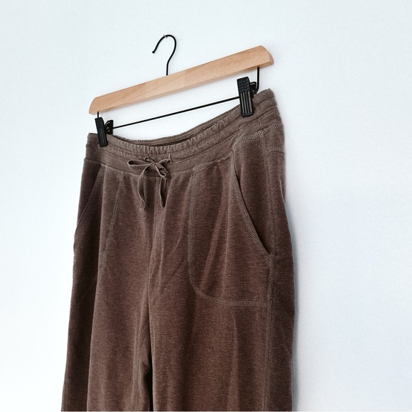 Patagonia Women's Ahnya Pant - Topsoil Brown - Size XS - Picture 4 of 8